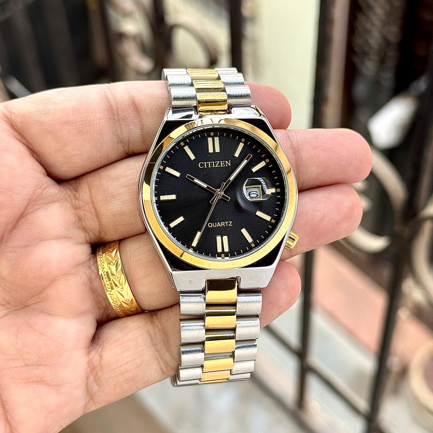 CITIZEN CLASSIC TWO-TONE – TIMELESS ELEGANCE, MODERN EDGE