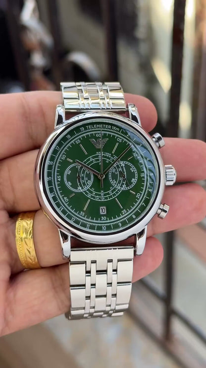 EMPORIO ARMANI – MINIMALISM MEETS LUXURY